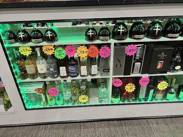 Chillum Wine & Spirits